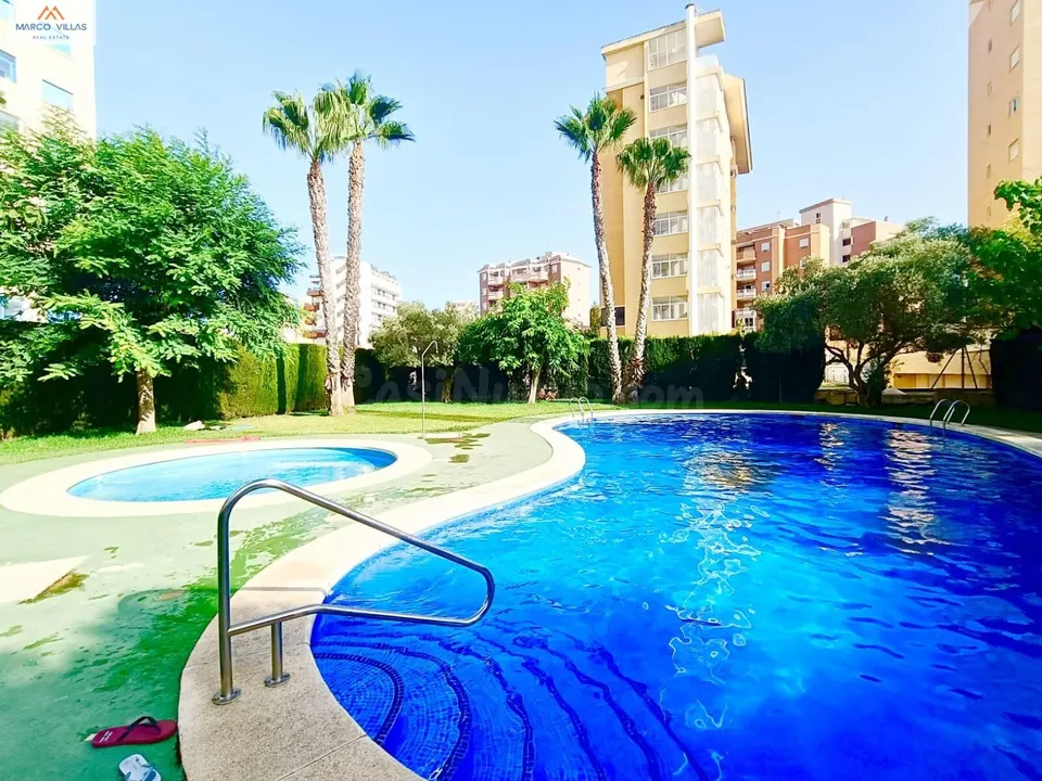 Apartamento con ascensor y piscina comunitaria en Guardamar -342MV- Marco Villas Real Estate en Guardamar del Segura
