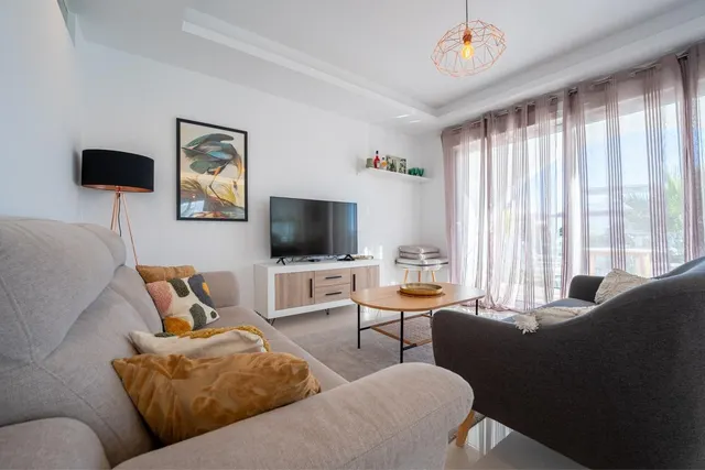Apartamento 2 hab, 2 baños y solarium — 16
