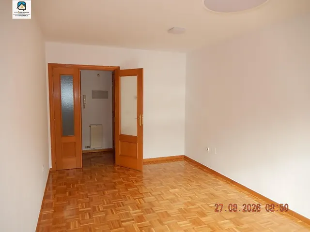 Piso con patio en Covaresa — 25