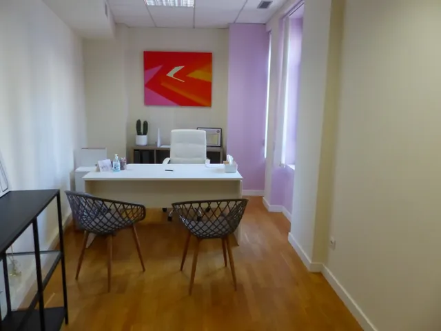 BAJADA DE PRECIO ¡¡¡¡¡     OFICINAS EN VENTA EN PLENO CORAZON DE LA CIUDAD — 10
