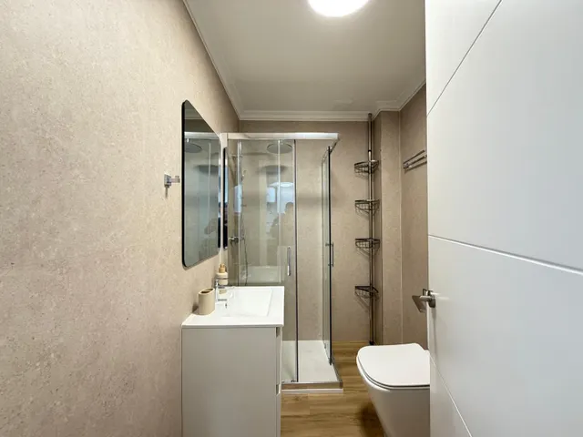 REFORMADO APARTAMENTO A 250 METROS DE PLAYA DE LOS LOCOS CON 1 DORM. Y CON SUPERFICIE DE 44 M2. — 22