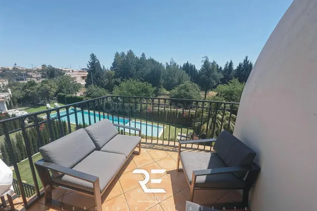 PRECIOSO APARTAMENTO CON AMPLIA TERRAZA -GRANDES VISTAS Y PI