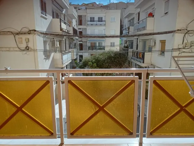 PISO EN MACAEL, ALMERÍA DE TRES habitaciones Y ASCENSOR.