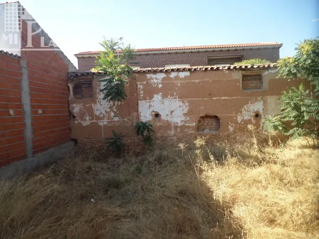 ¡¡GRAN OPORTUNIDAD DE COMPRA EN ARGAMASILLA DE ALBA!! - foto 5