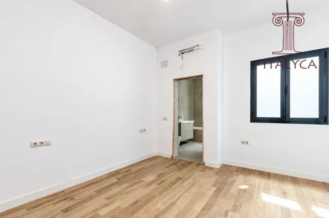 Casa de obra nueva en venta en calle Niño Perdido — 15