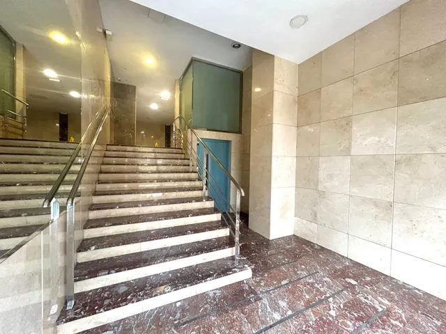 Piso amplio y luminoso con 3 habitaciones y grandes balcones en San Juan — 26