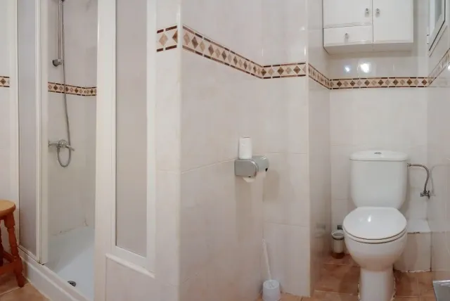 Amplio piso con vistas al mar y 4 dormitorios en 1 Línea playa Levante. — 29
