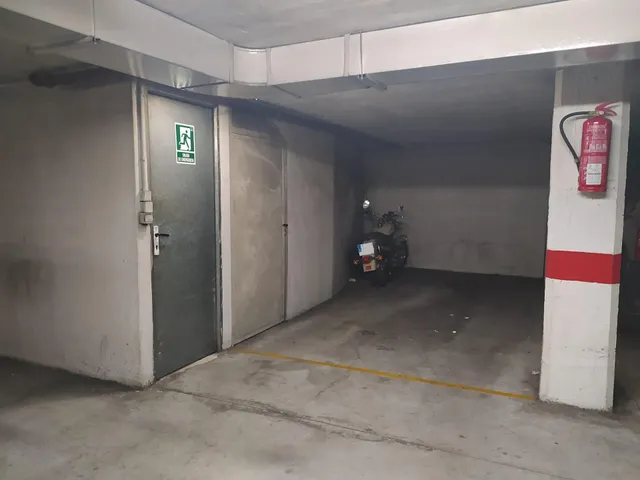 VENTA GARAJE EN ZONA CENTRO PONFERRADA — 2