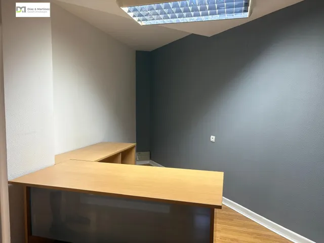 OFICINA PROXIMA A SANTO DOMINGO — 7