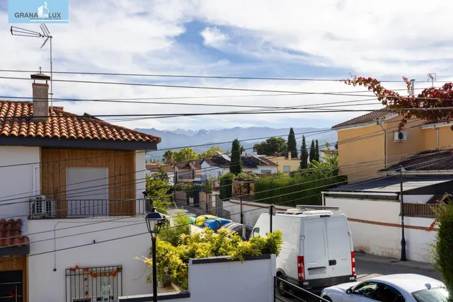 Preciosa casa en Ogíjares con piscina y jardín — 33