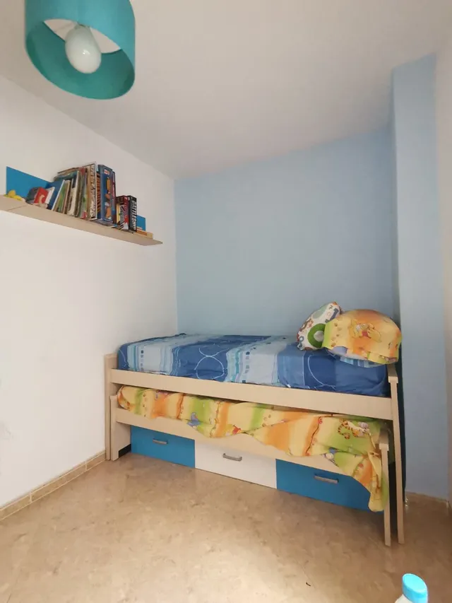 SE VENDE CASA EN PLENO CENTRO DE LOS VILLARES — 14
