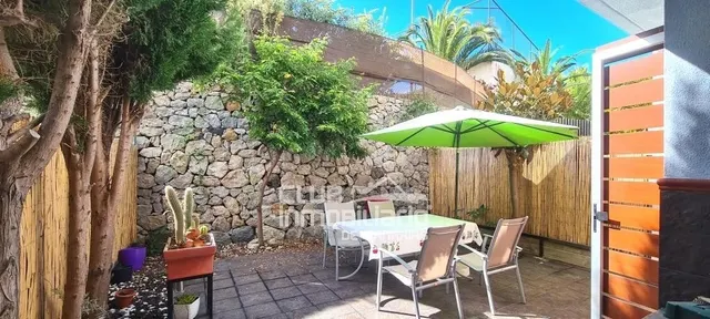 Bonito adosado en Urbanización privada con piscina y gimnasi - foto 3