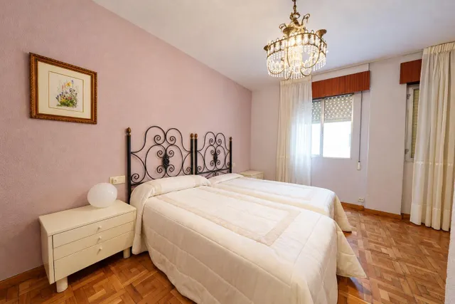 PISO DE 103 M2 CON GARAJE, TRASTERO Y BALCÓN EN PLENO CENTRO DE ALICANTE: 3ª PLANTA CON ASCENSOR — 9