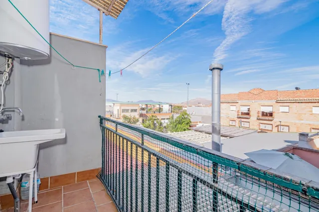 PISO DE 2 DORMITORIOS y 2 BAÑO, CON GARAJE Y TRASTERO — 19