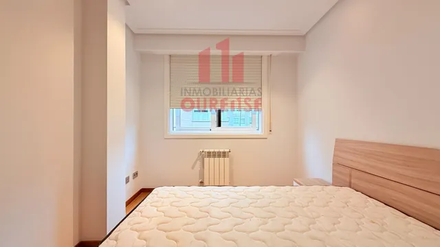 PRECIOSA VIVIENDA SEMINUEVA SITUADA EN O COUTO — 12