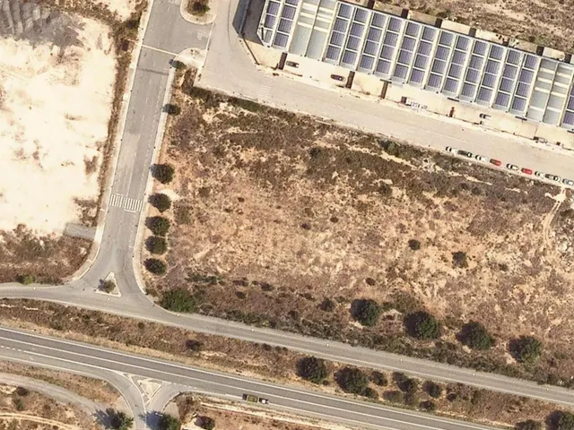 Suelo industrial urbanizado con fachada a la C-51 · 19.255 m2 en Vila-rodona — 13