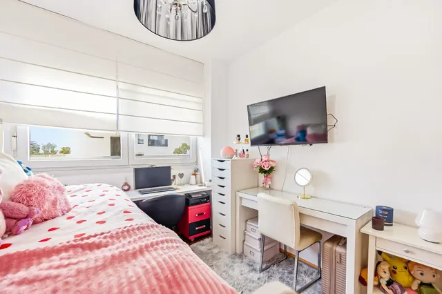 Mucho más que un piso: tu nuevo hogar junto al mar — 30