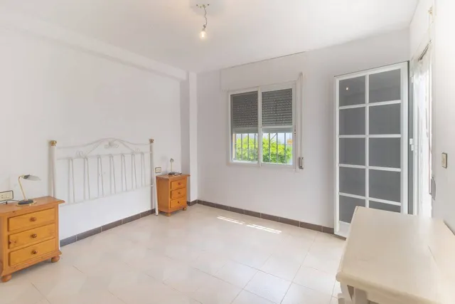 CASA EN SEGUNDA LÍNEA DE PLAYA, URBANIZACIÓN MARE NOSTRUM — 27