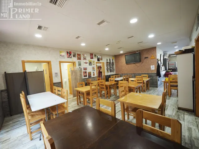 En venta restaurante en pleno funcionamiento de 270 m2, con  - foto 2