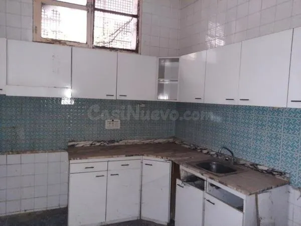 Planta baja de un edificio de 2 plantas - foto 3