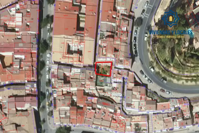 SE VENDE TERRENO URBANO PLURIFAMILIAR ZONA REAL DE CARTUJA Y JARDINES DEL TRIUNFO — 6