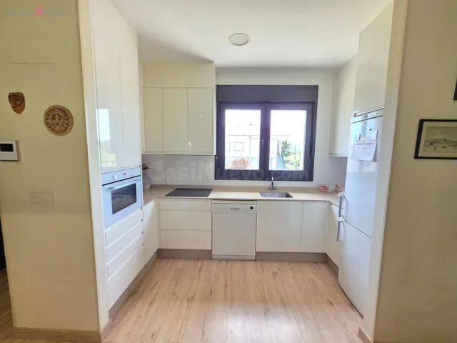 CHALET INDEPENDIENTE EN VENTA EN BASTAVALIÑOS, BRIÓN - foto 3