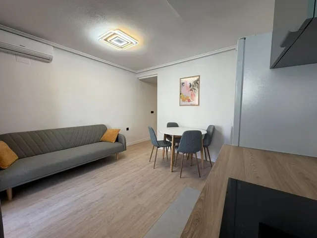Apartamento 2 habitaciones 53m² en venta - Estacion de autobuses — 14