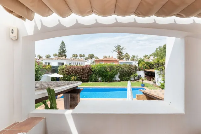 Villa 4 habitaciones 375m² en alquiler - Marbella - foto 2