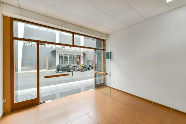 Alquiler Local Comercial de 60m2 – Totalmente Reformado y Li - foto 2