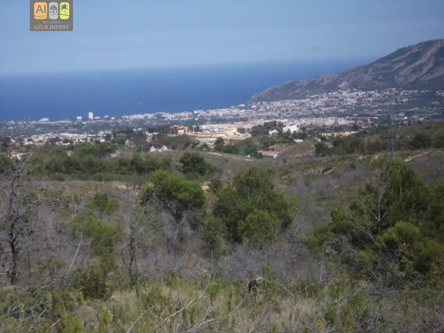 Parcela de 10.000m2 con increibles vistas al mar. Situada en la falda de Ponoig — 3