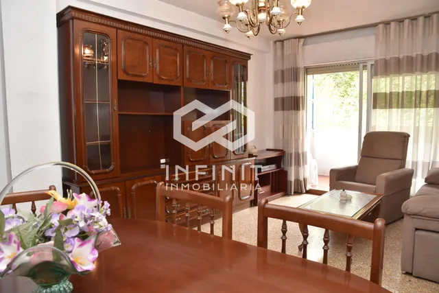 ¡IMAGINA LO QUE PUEDE LLEGAR A SER!... Una gran vivienda con alma y potencial en una de las mejores ubicaciones de Alcalá. — 21