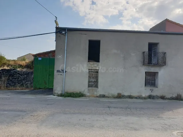 Urbis te ofrece una casa en venta en Escurial de la Sierra,  - foto 3