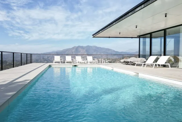 Chalet 4 habitaciones 400m² en venta - Riviera del sol - foto 4