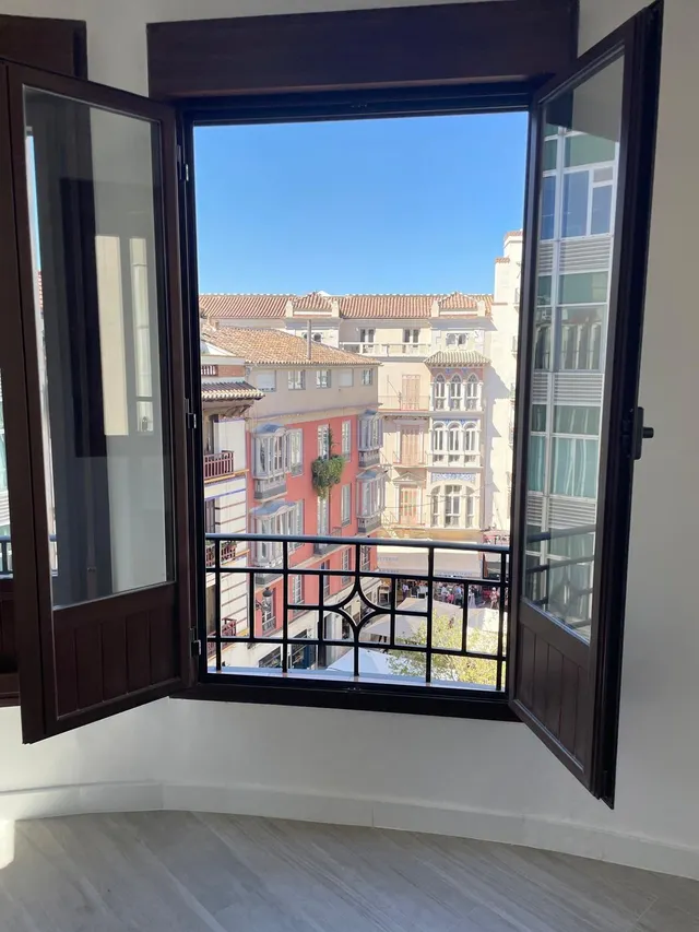 FANTASTICO APARTAMENTO TOTALMENTE REFORMADO A ESTRENAR EN CENTRO HISTORICO DE MALAGA — 11
