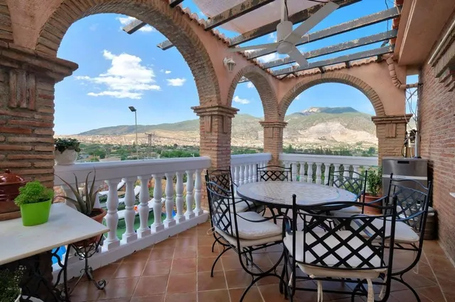 Espectacular chalet-cortijo con encanto, piscina y vistas a Sierra Nevada en Padul — 48