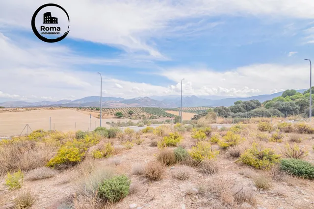 Oportunidad en venta de solar urbano en Otura — 10
