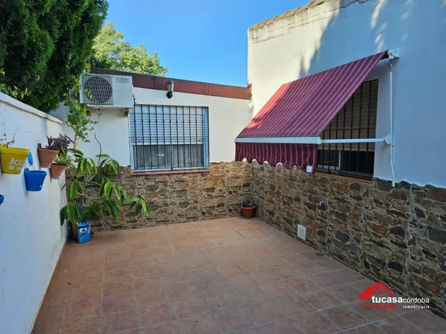 ¡Casa no hipotecable con piscina privada en Las Cigüeñas! - foto 3
