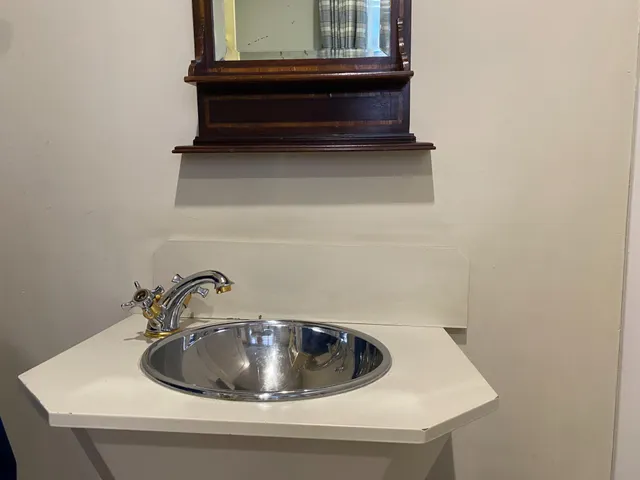 Clínica con licencia sanitaria en Avenida de Andalucía, RESIDENCIAL LAS ADORATRICES — 16