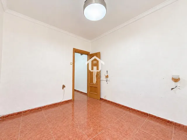 Piso en venta en Alicante. zona de campoamor, 75m2, 3 habitaciones, 1 bajo, cuarta planta sin ascensor — 6