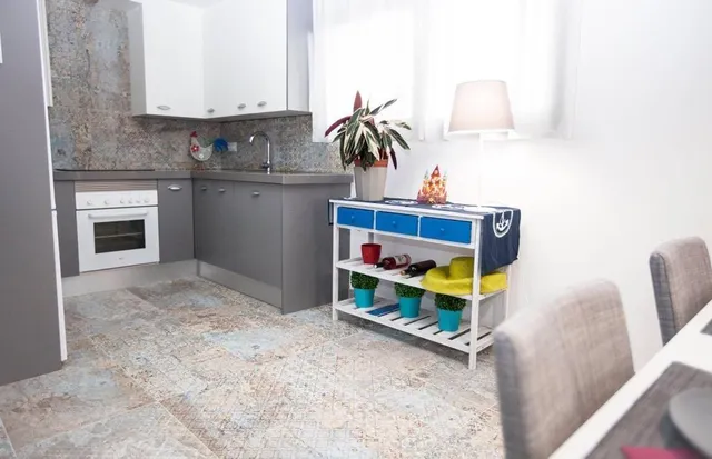 Apartamento de tres dormitorios en Santa Clotilde — 10