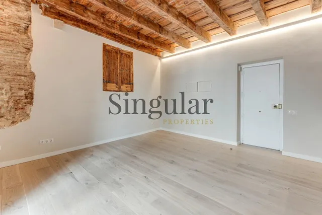 Piso reformado a estrenar en el Barrio Gótico de Barcelona — 9