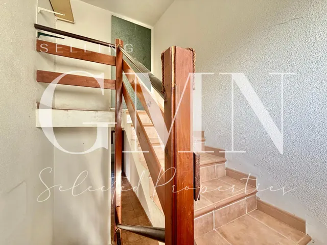 EXCELENTE VILLA EN ESQUINA EN ALBIR | MÁS PRIVACIDAD, LUZ Y GRAN POTENCIAL — 44