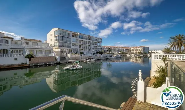 Magnífica casa de pescador con fondeo y piscina — 28