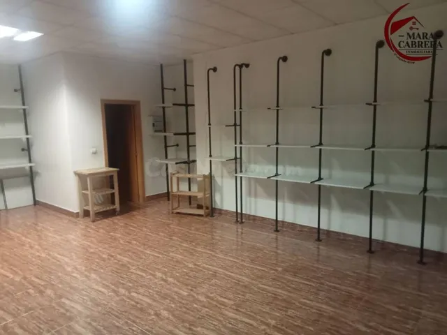 Local comercial en Alquiler en Oliva Valencia - foto 2
