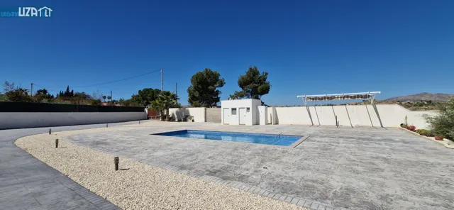 Encantadora Parcela Rústica con Piscina Privada y Chalet en Entorno Tranquilo — 26