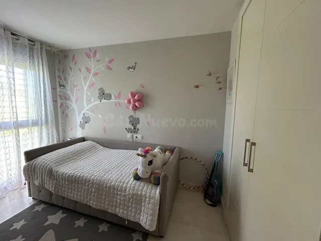 Piso de lujo con terraza y piscina cerca de Sotogrande — 5