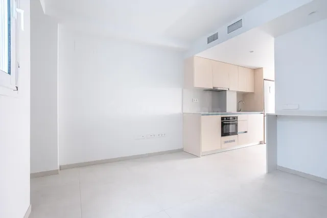 Apartamento a estrenar en pleno centro de Almería - foto 2