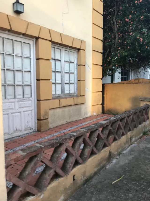 IMPRESIONANTE CASA EN EL CENTRO DE VALENCIA DE DON JUAN, IDEAL NEGOCIO. EN PERFECTO ESTADO. — 49