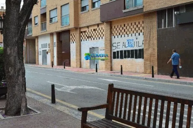 ALQUILER DE BAJO COMERCIAL EN FRENTE DE LA IGLESIA, SANGONER - foto 5