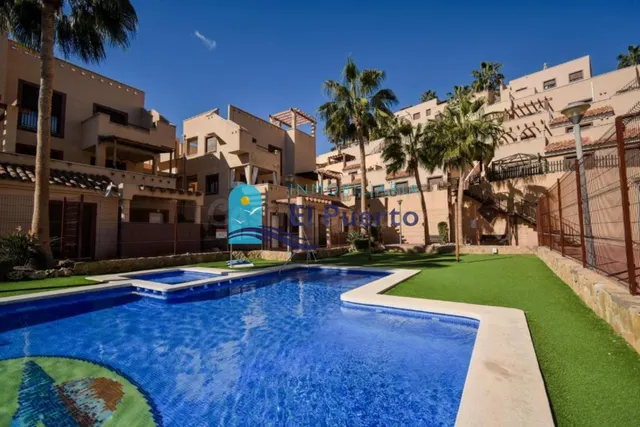ÁTICO CON SOLÁRIUM Y PISCINA EN LOS COLLADOS, ÁGUILAS - REF 